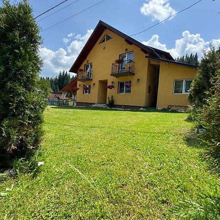 Casa Natalia Raisa Arieseni 호텔 외부 사진