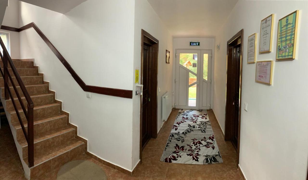 Casa Natalia Raisa Arieseni 호텔 외부 사진