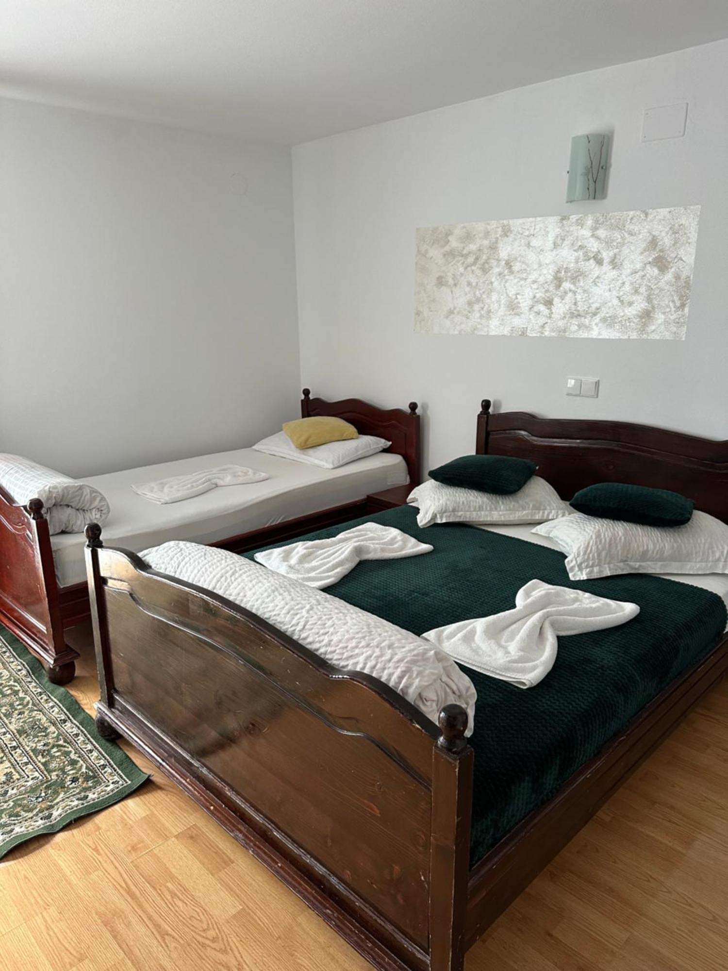 Casa Natalia Raisa Arieseni 호텔 외부 사진