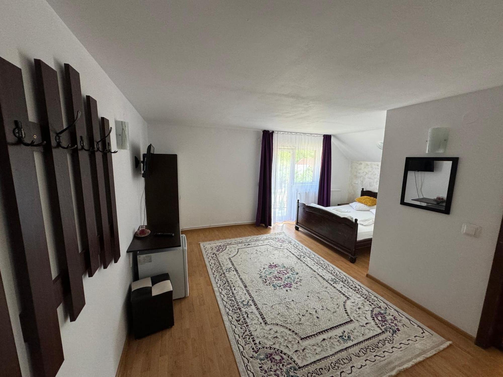 Casa Natalia Raisa Arieseni 호텔 외부 사진
