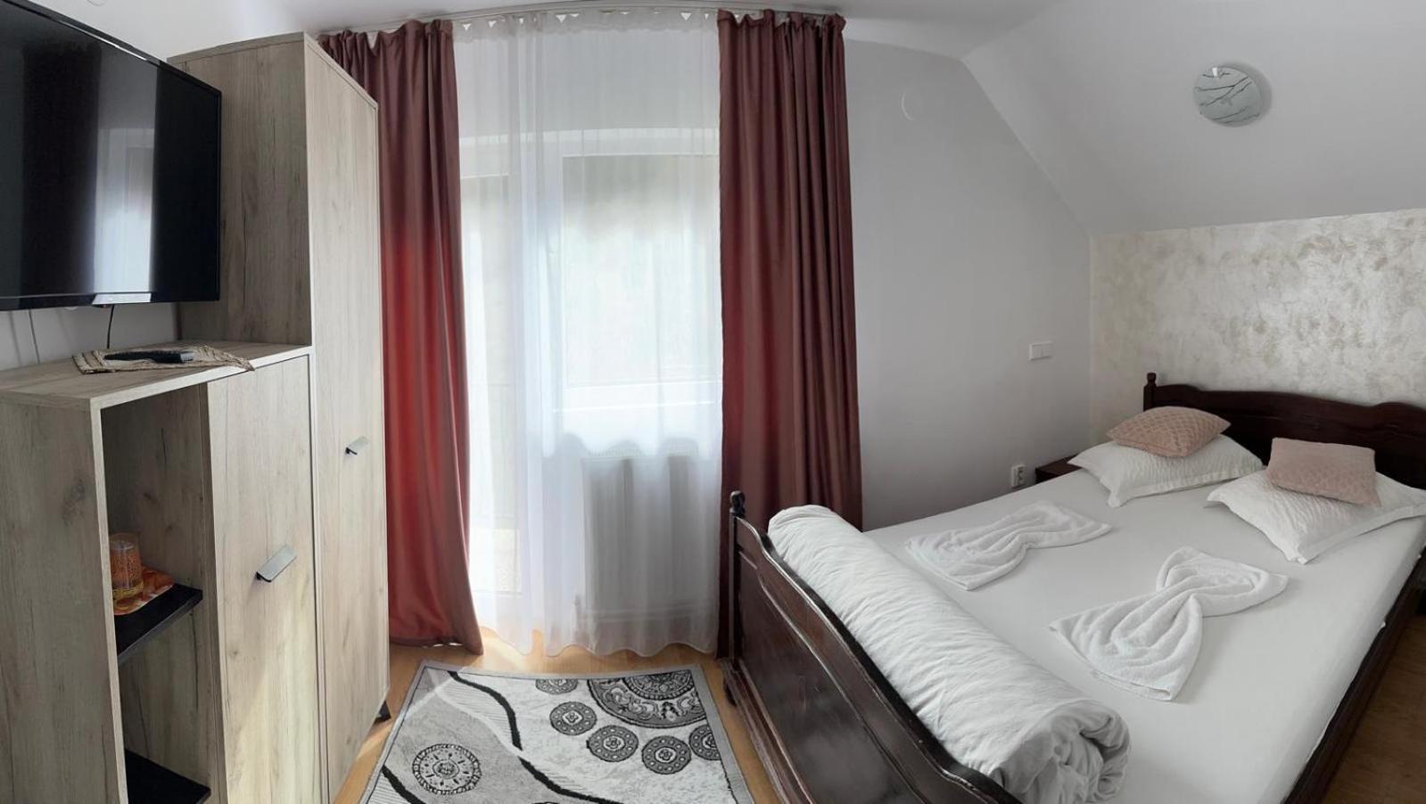 Casa Natalia Raisa Arieseni 호텔 외부 사진